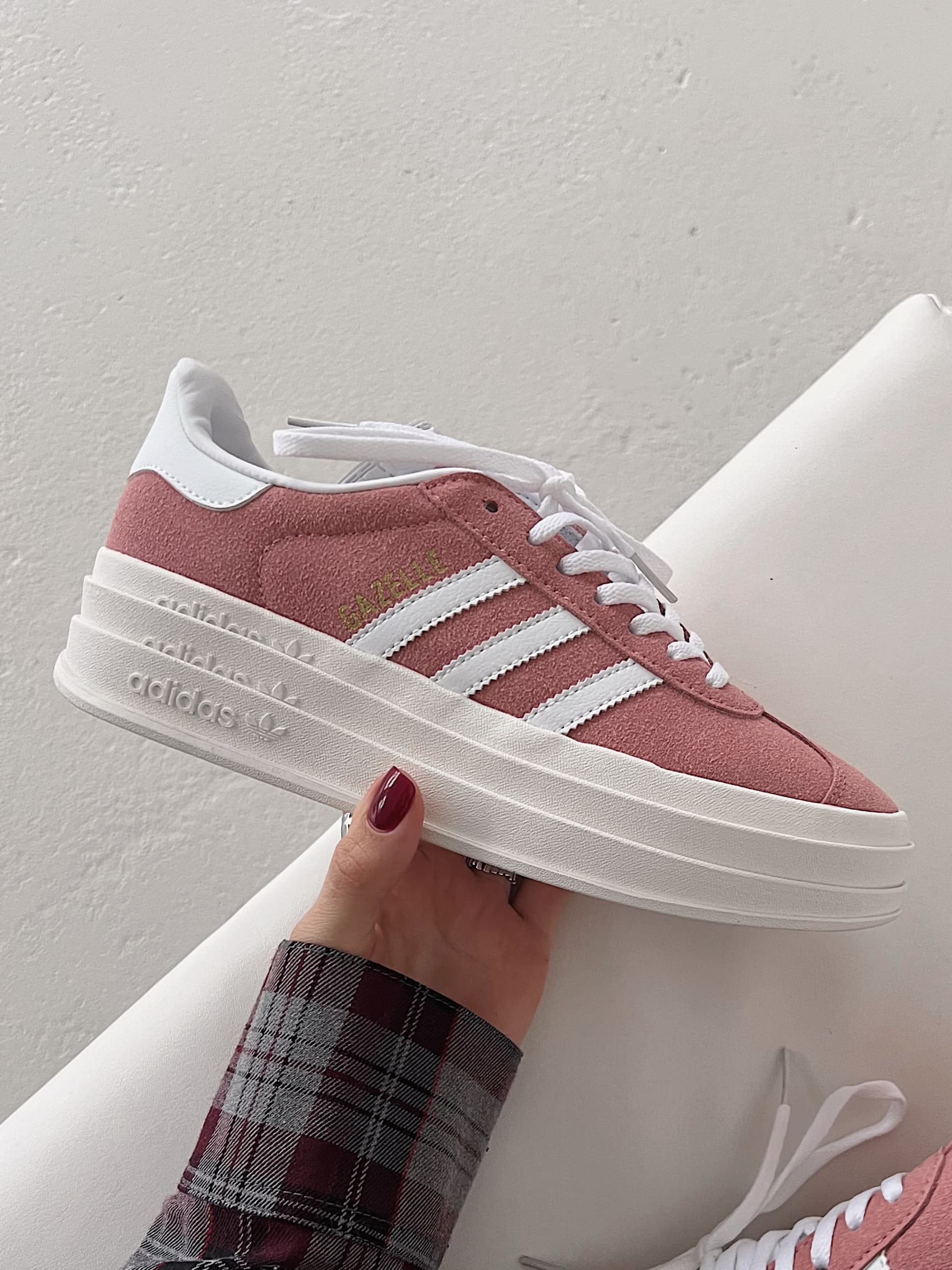 Adidas Gazelle Bold Pink/White, арт. AS044-539212 — фото 1