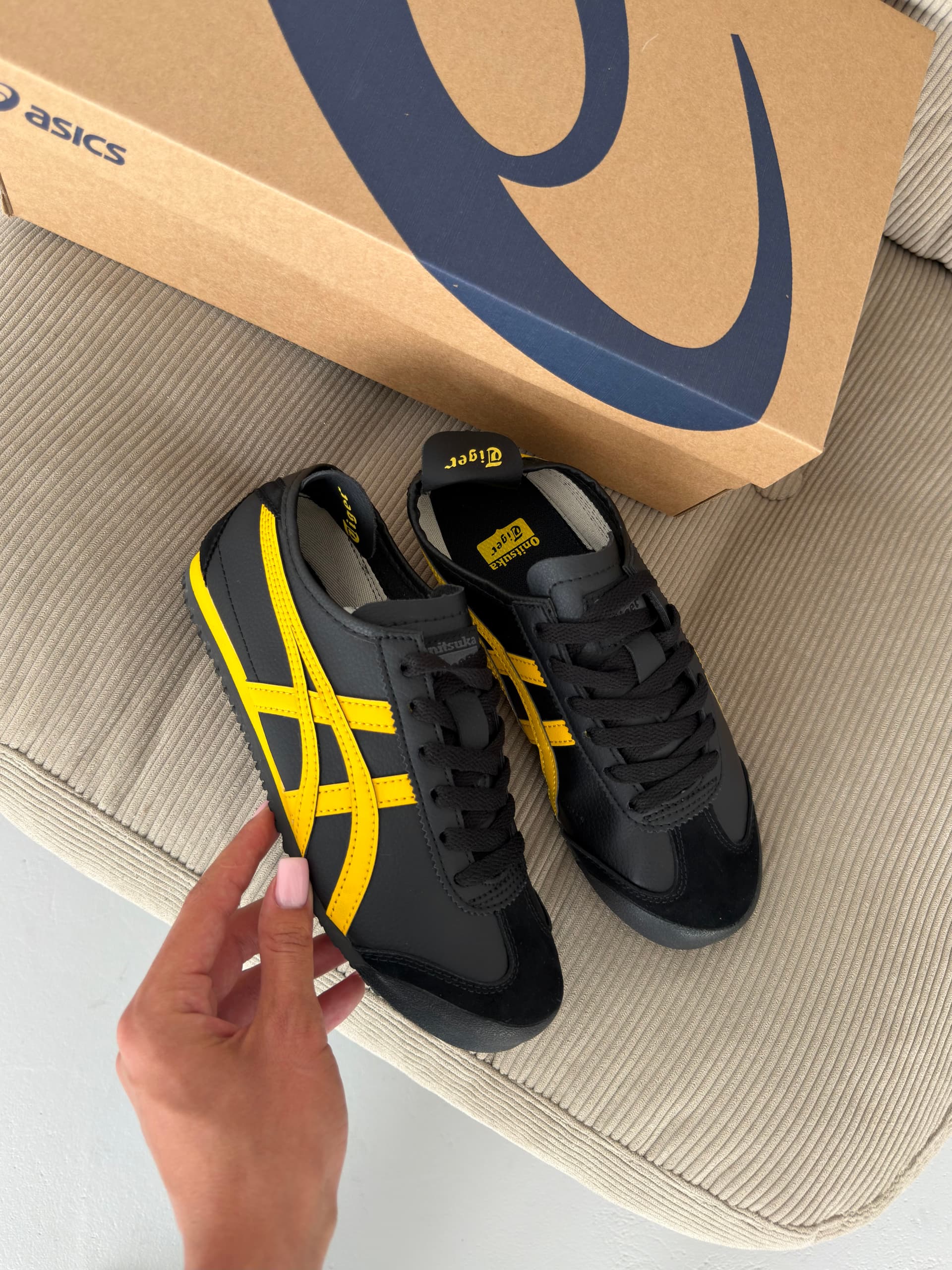 Asics Onitsuka Tiger Mexico 66 Black Yellow, арт. AC027-1746787 — фото 1