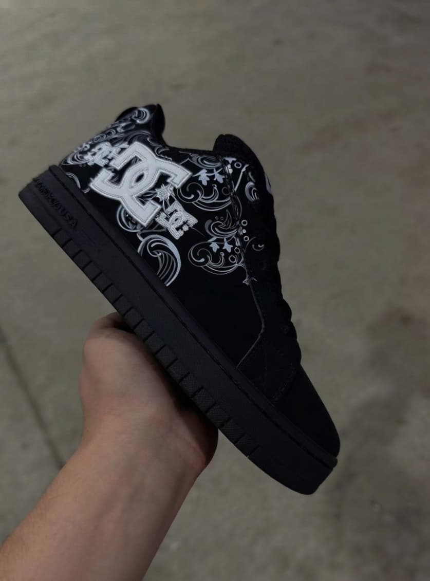 DC Shoes DC Court Graffik Black White Sabbath Pixie, арт. DG015-1774970 — фото 1